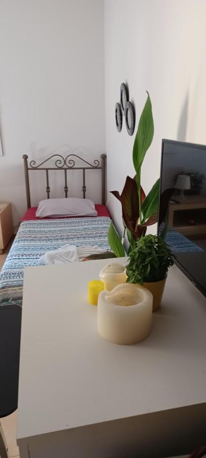 Quiet Studio Near To The Airport 1 Heraklion Exteriör bild